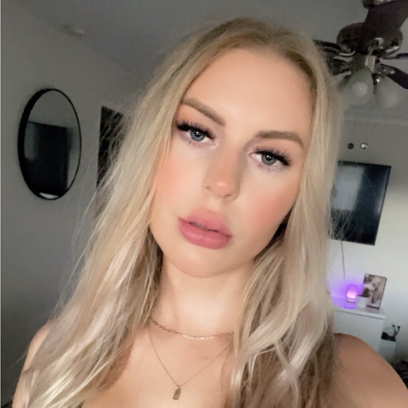 Meet your Posher, Miranda - Picture 1 of 1